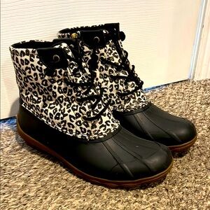 Leopard Sperry Boots